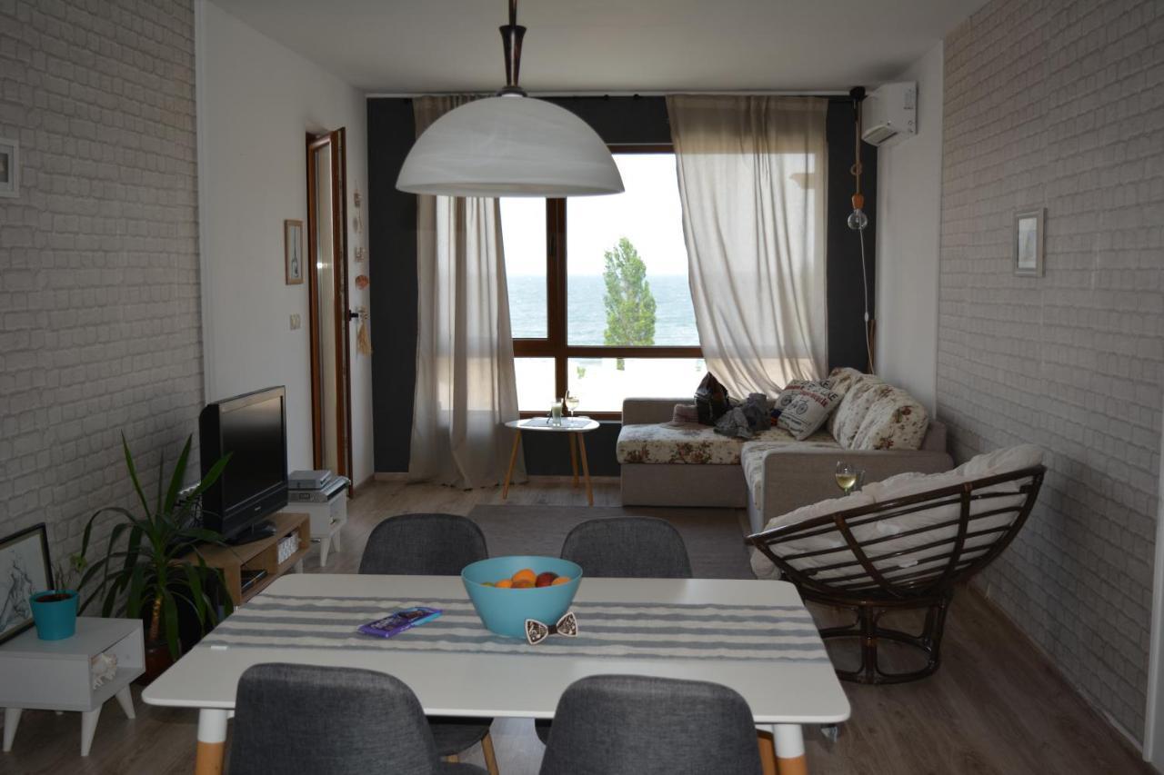 East From Paradise Apartment 바르나 외부 사진